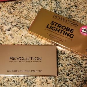 Revolution strobe lightning highlighter palette